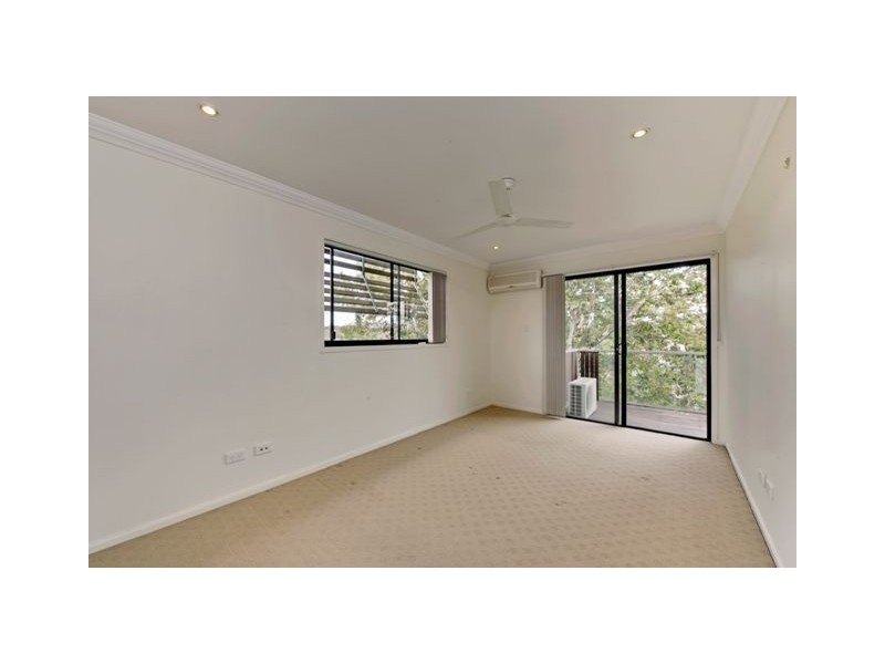 4/9 Talbot Street, Coorparoo QLD 4151