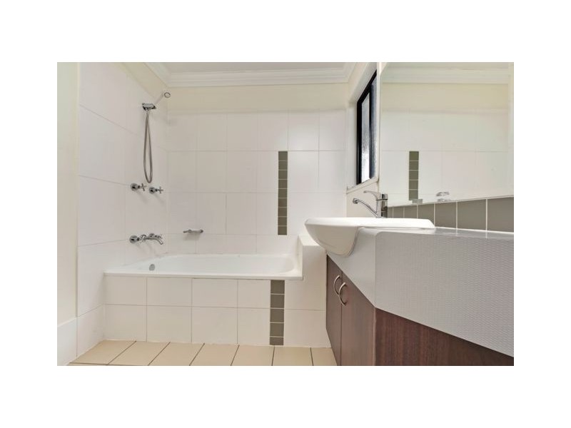 4/9 Talbot Street, Coorparoo QLD 4151