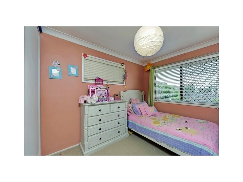 58 Ham Road, Mansfield QLD 4122