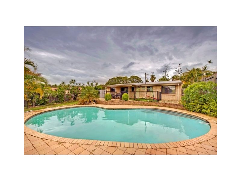 58 Ham Road, Mansfield QLD 4122