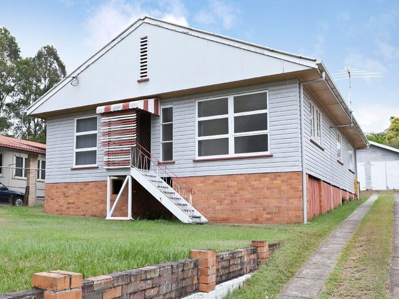 11 Latina Avenue, Seven Hills QLD 4170