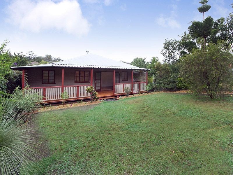 11 Condor Road, Coorparoo QLD 4151