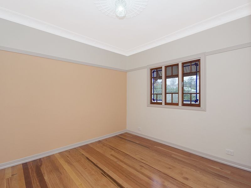 11 Condor Road, Coorparoo QLD 4151