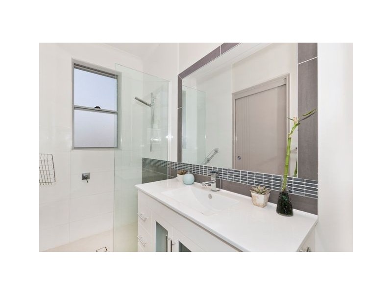 4/46 Leicester Street, Coorparoo QLD 4151