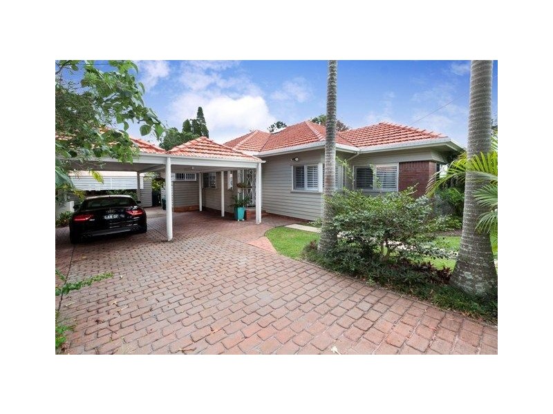 46 Lade Street, Coorparoo QLD 4151