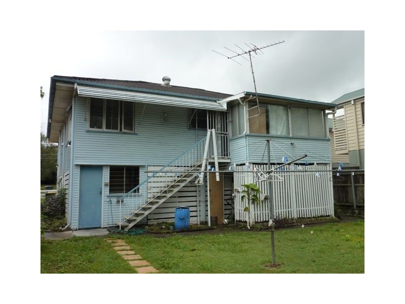 26 Robinson Street, Coorparoo QLD 4151