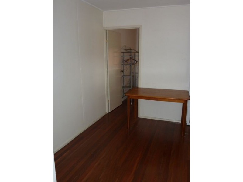 26 Robinson Street, Coorparoo QLD 4151