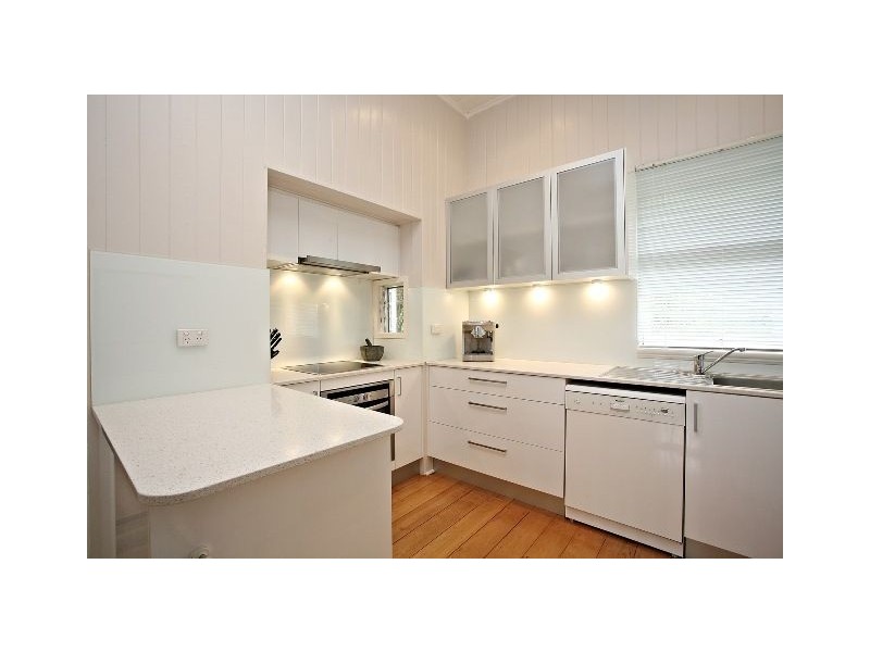 24 Geera Street, Coorparoo QLD 4151