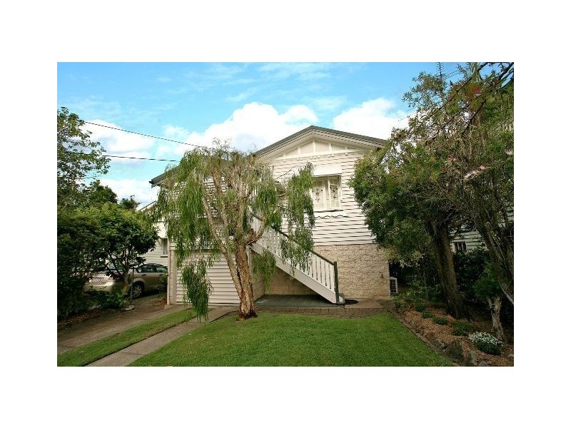 24 Geera Street, Coorparoo QLD 4151