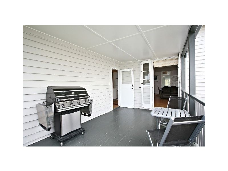 24 Geera Street, Coorparoo QLD 4151