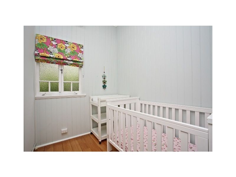 24 Geera Street, Coorparoo QLD 4151