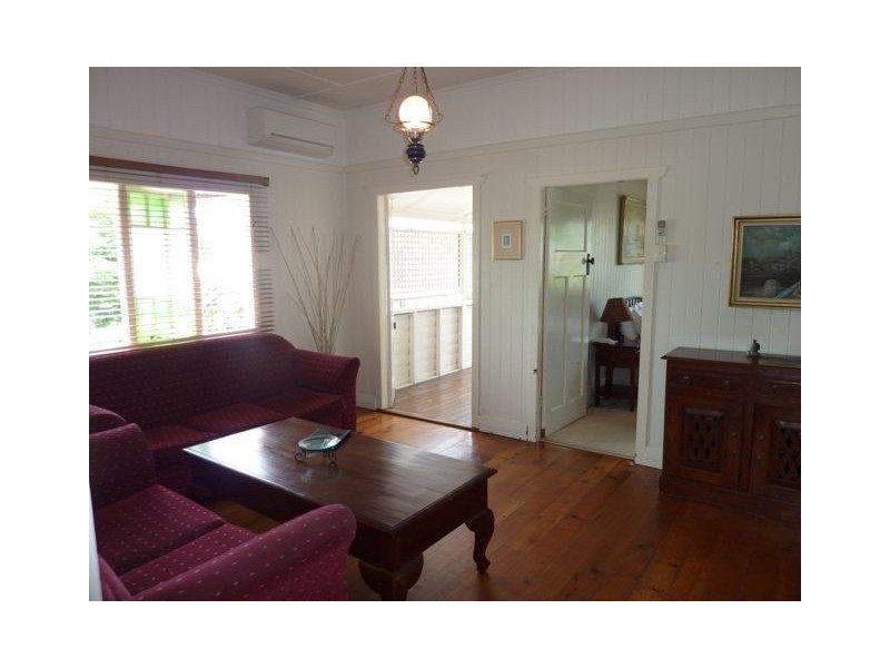 52 Dunellan Street, Greenslopes QLD 4120