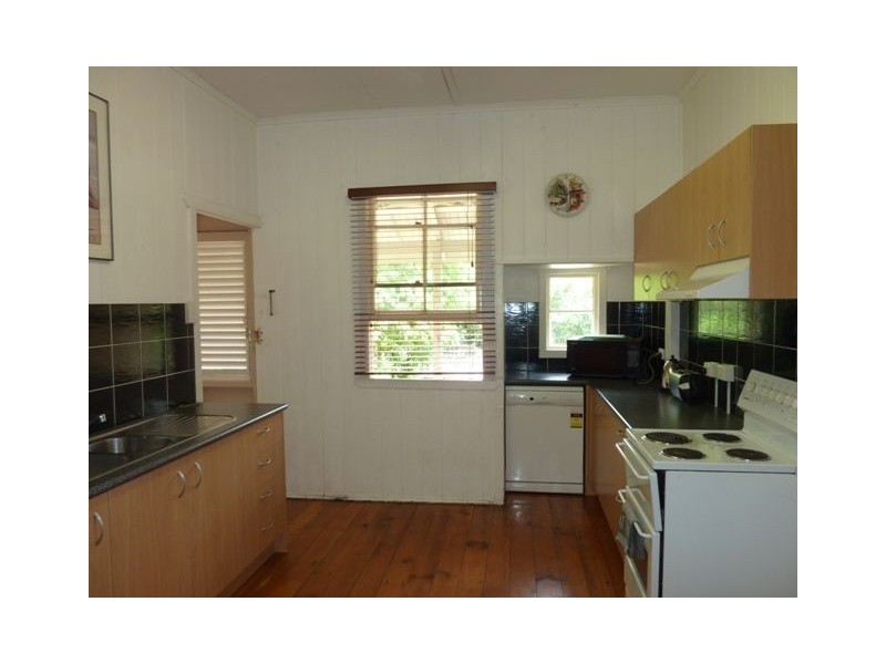 52 Dunellan Street, Greenslopes QLD 4120