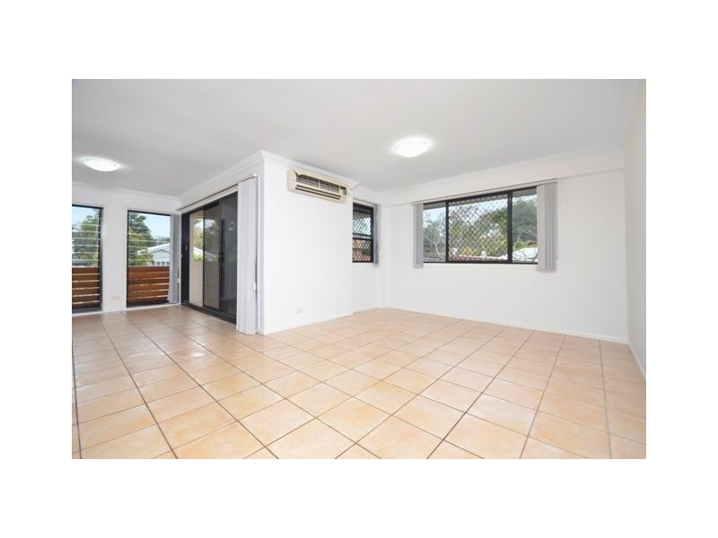 4/67 Donald Street, Camp Hill QLD 4152