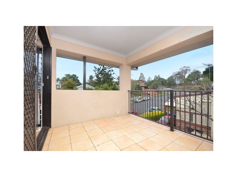 4/67 Donald Street, Camp Hill QLD 4152