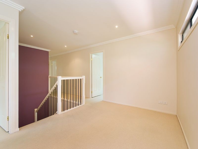 16 Glyn Street, Coorparoo QLD 4151