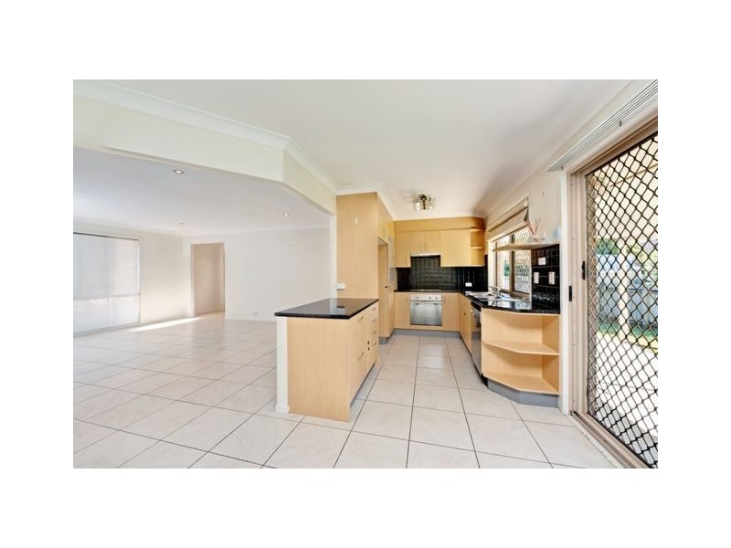 46 Mitchell Place, Belmont QLD 4153