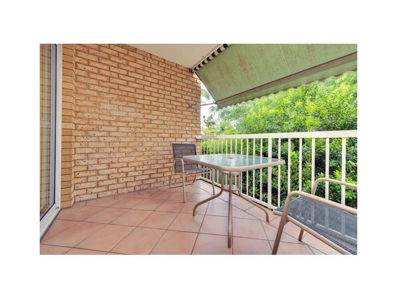 4/24 Baragoola Street, Coorparoo QLD 4151