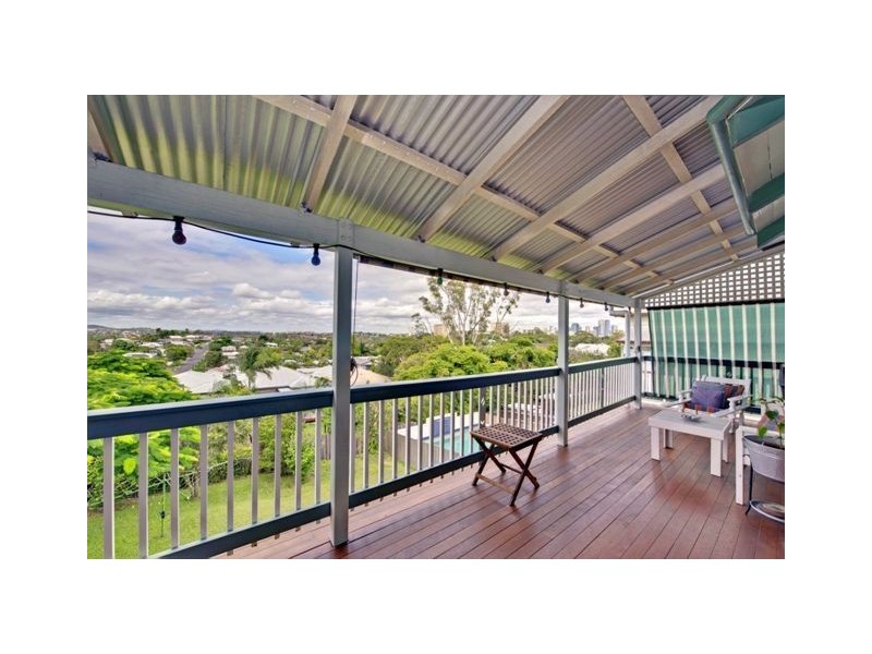 51 Agnew Street, Norman Park QLD 4170