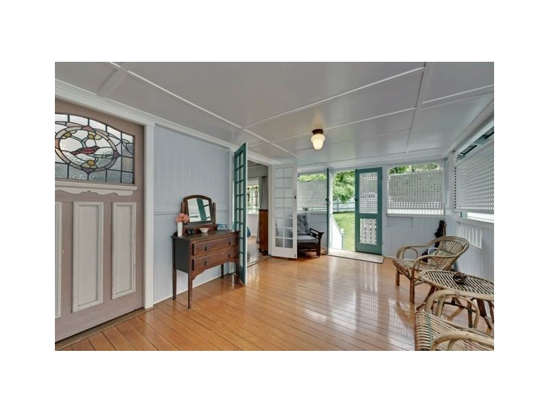 51 Agnew Street, Norman Park QLD 4170