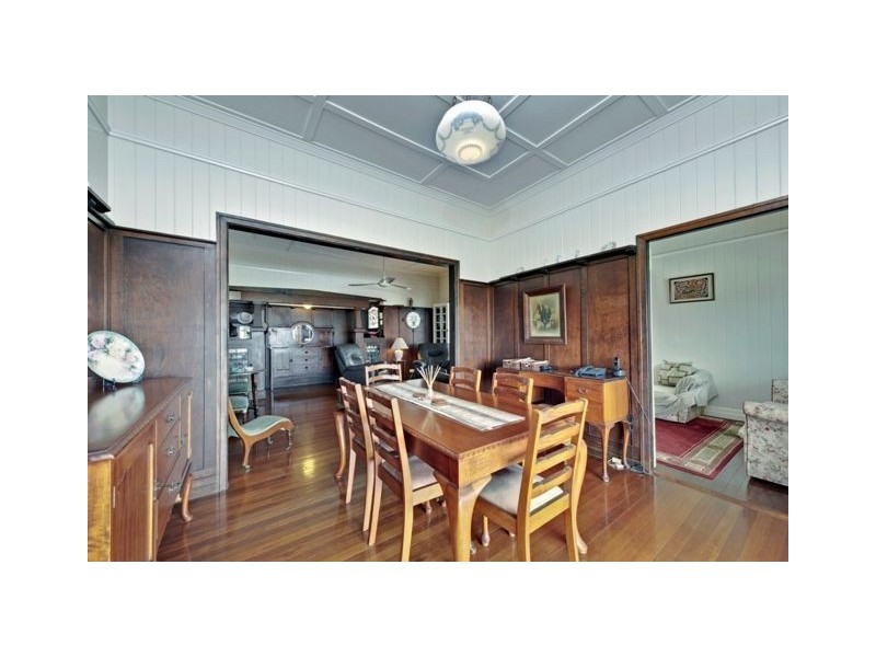 51 Agnew Street, Norman Park QLD 4170