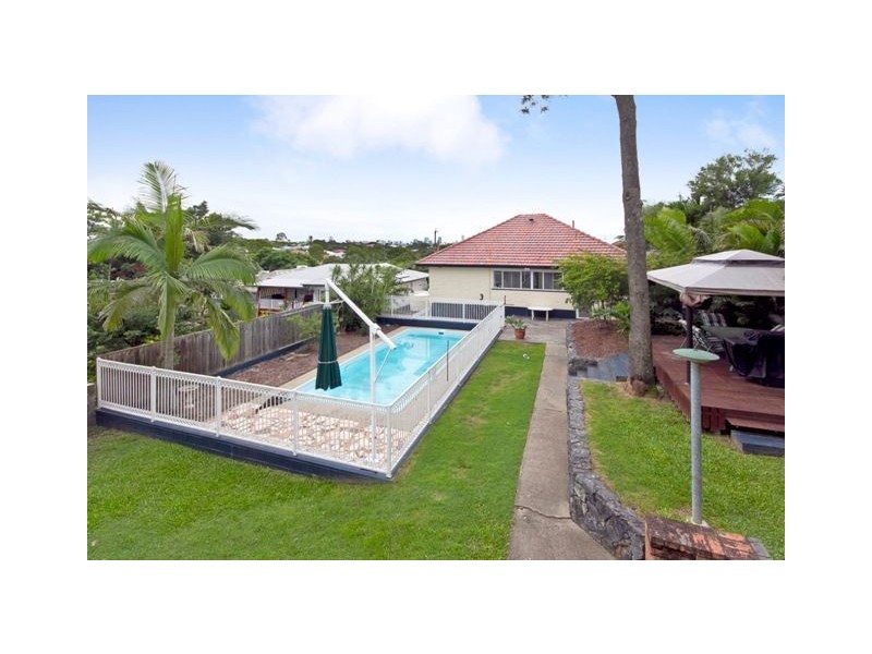 303 Chatsworth Road, Coorparoo QLD 4151
