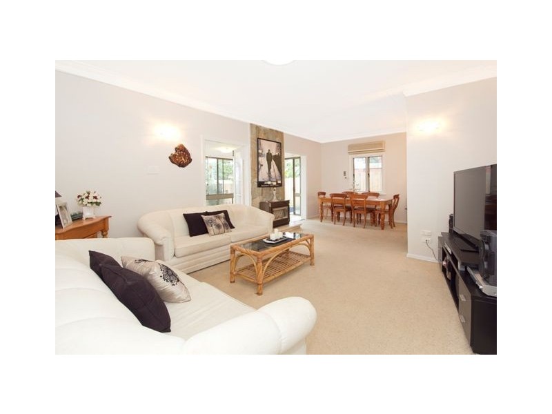 303 Chatsworth Road, Coorparoo QLD 4151