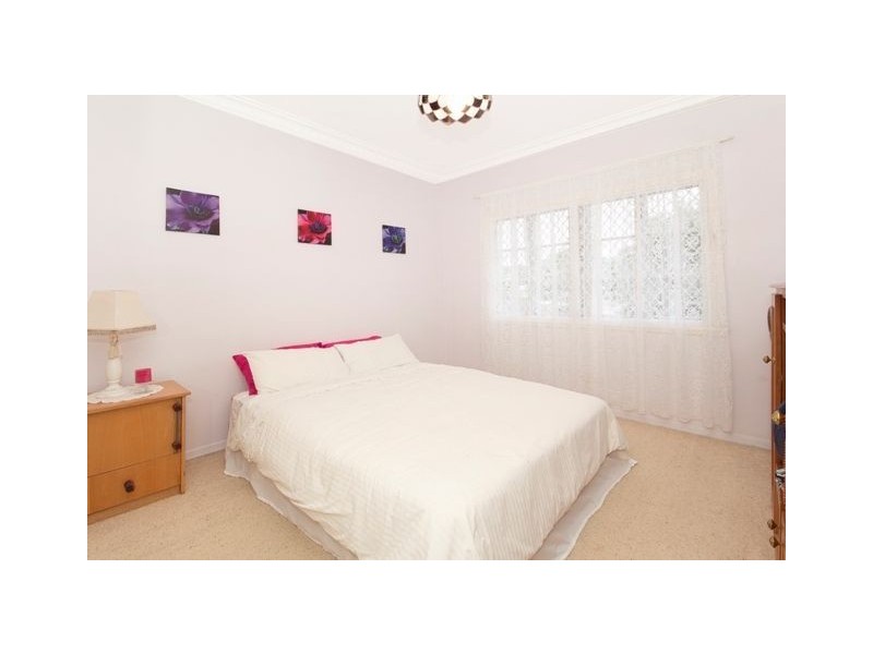 303 Chatsworth Road, Coorparoo QLD 4151