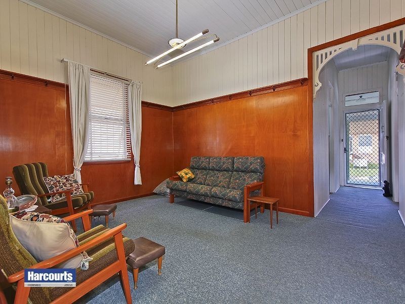 94 Temple Street, Coorparoo QLD 4151