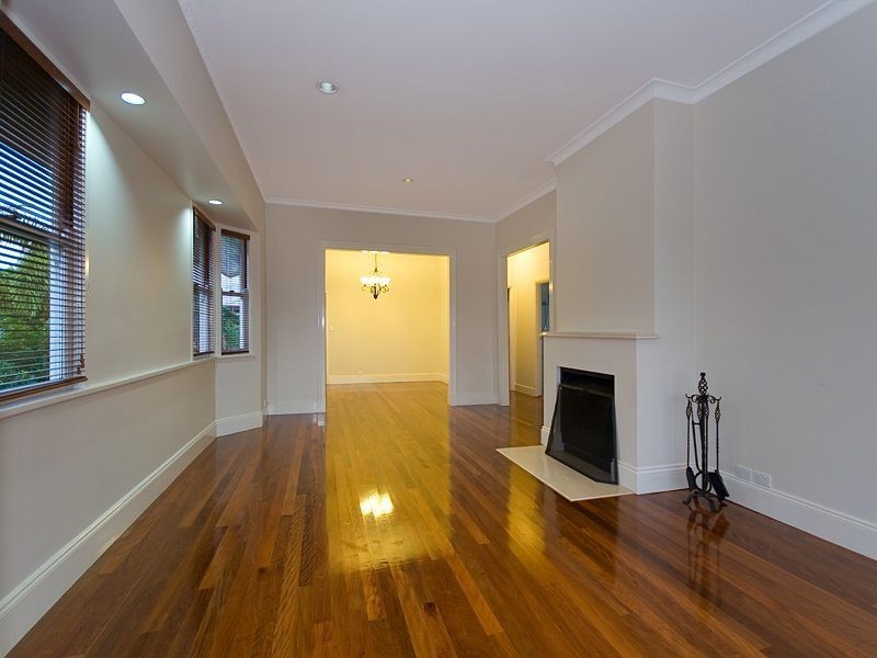 29 Dale Street, Coorparoo QLD 4151