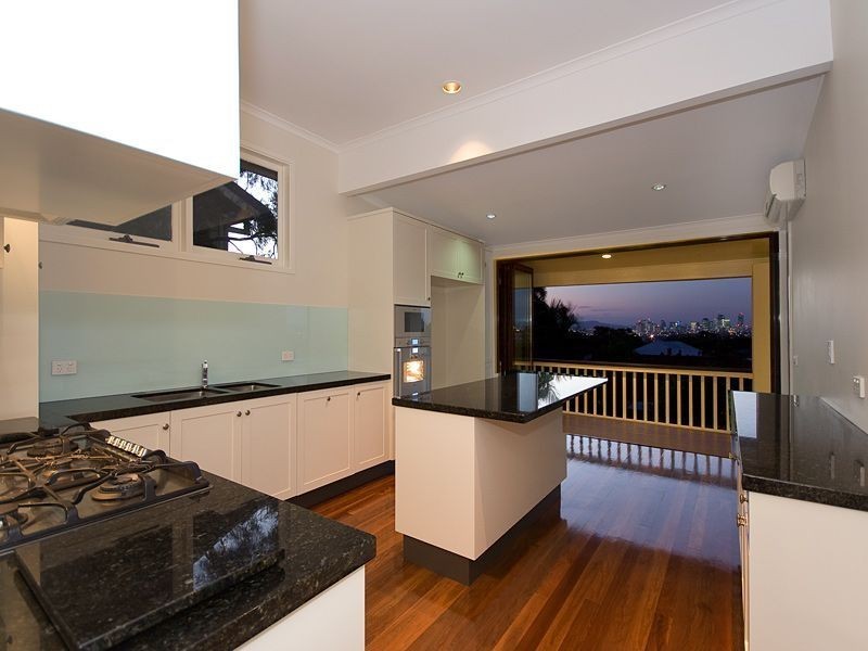 29 Dale Street, Coorparoo QLD 4151