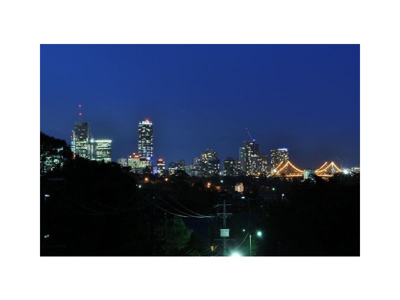 33 Brae Street, Coorparoo QLD 4151