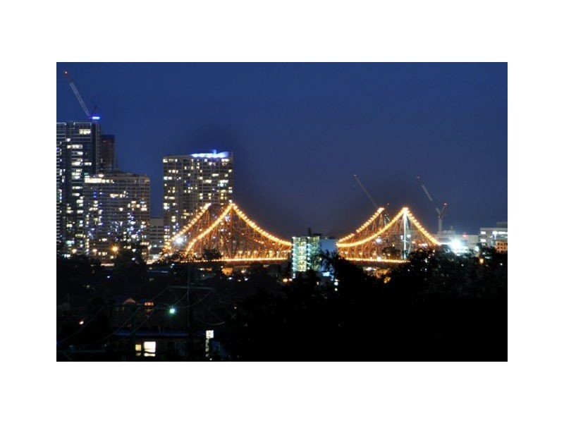 33 Brae Street, Coorparoo QLD 4151