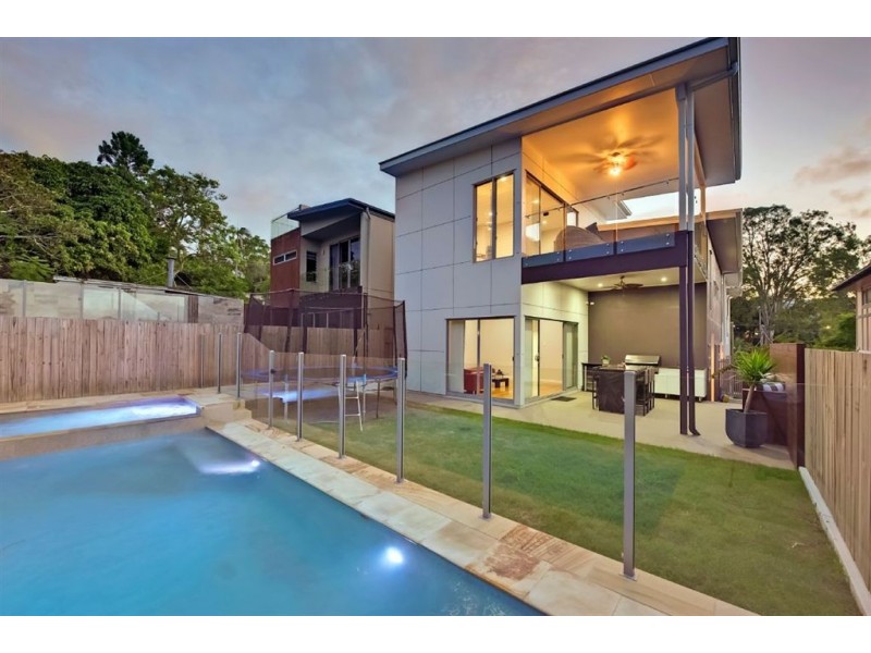 14 Churchward Street, Greenslopes QLD 4120