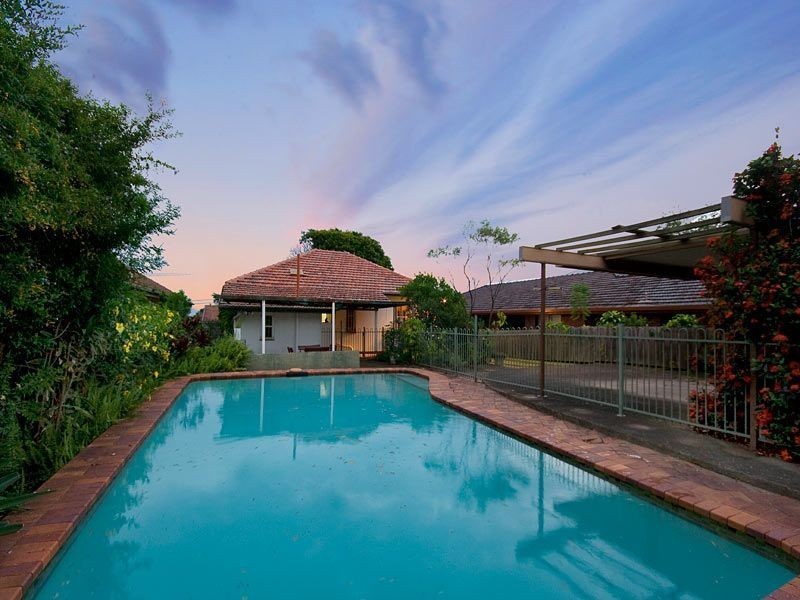 95 Newman Avenue, Camp Hill QLD 4152