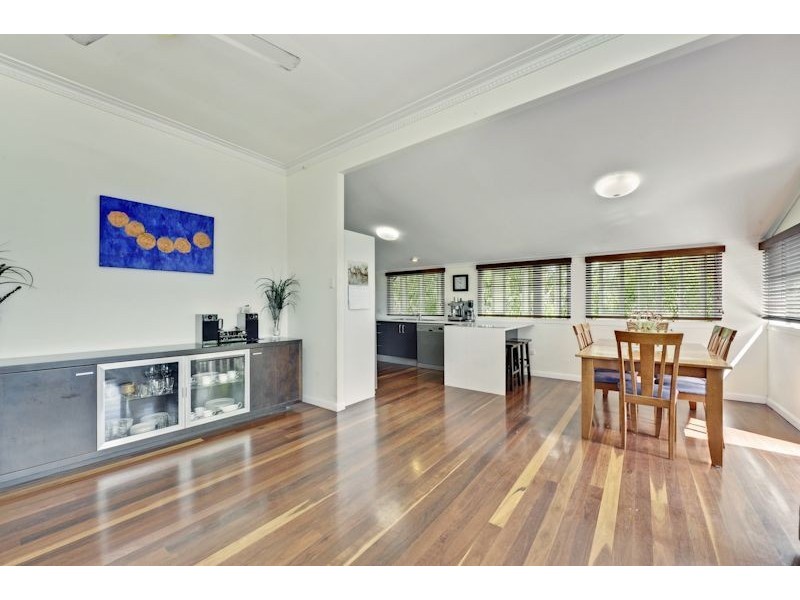 12 Castle Hill Street, Holland Park West QLD 4121