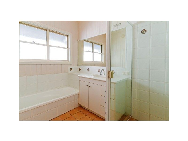 1221 Stanley Street East, Coorparoo QLD 4151