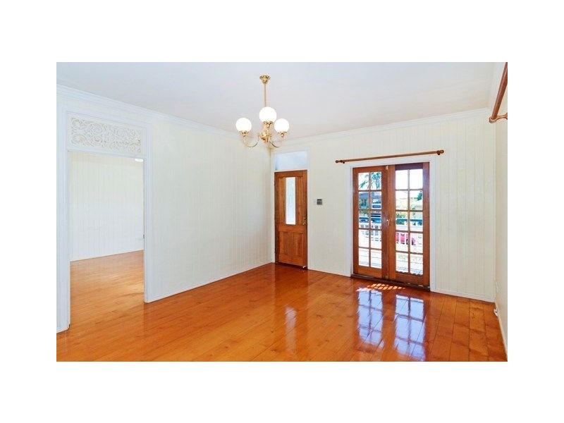 1221 Stanley Street East, Coorparoo QLD 4151