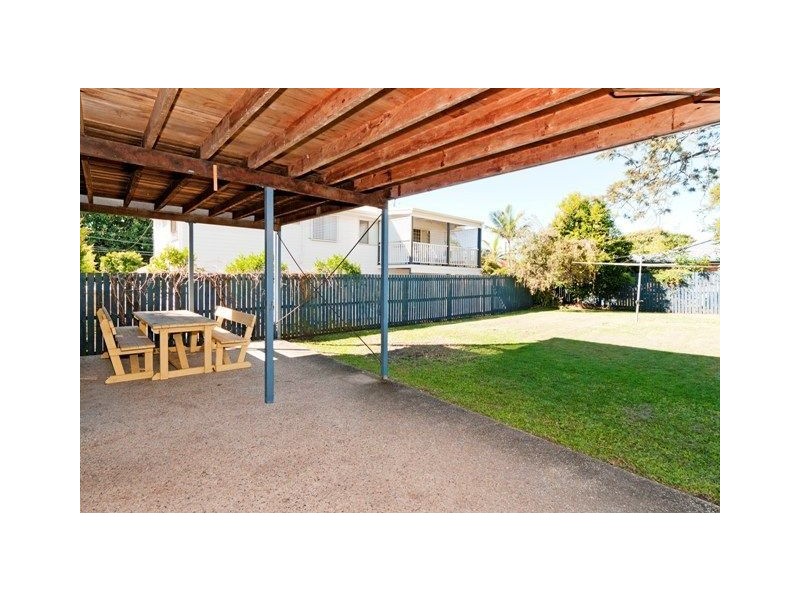 1221 Stanley Street East, Coorparoo QLD 4151