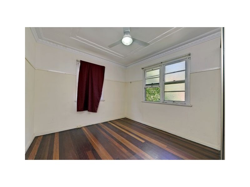 42 Nelson Street, Coorparoo QLD 4151