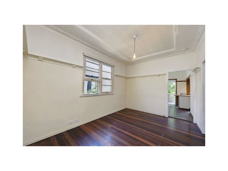 42 Nelson Street, Coorparoo QLD 4151