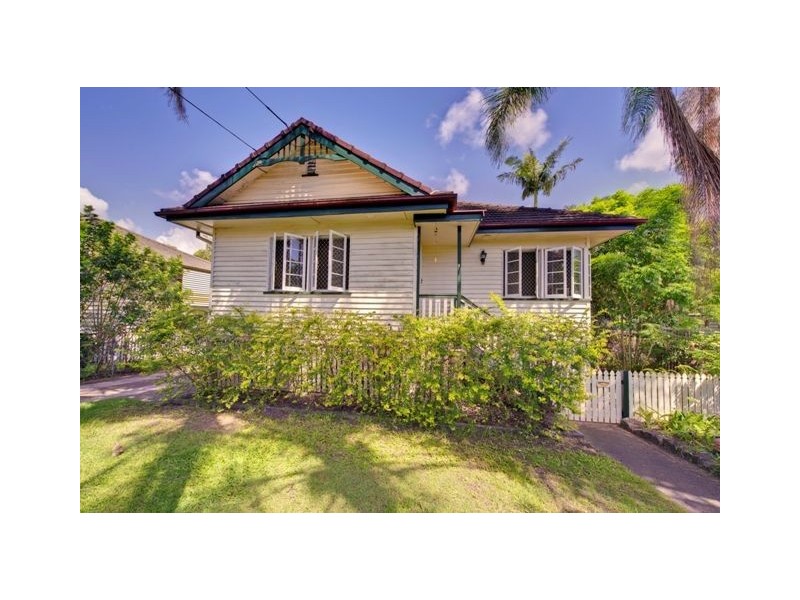 86 Newman Road, Wavell Heights QLD 4012