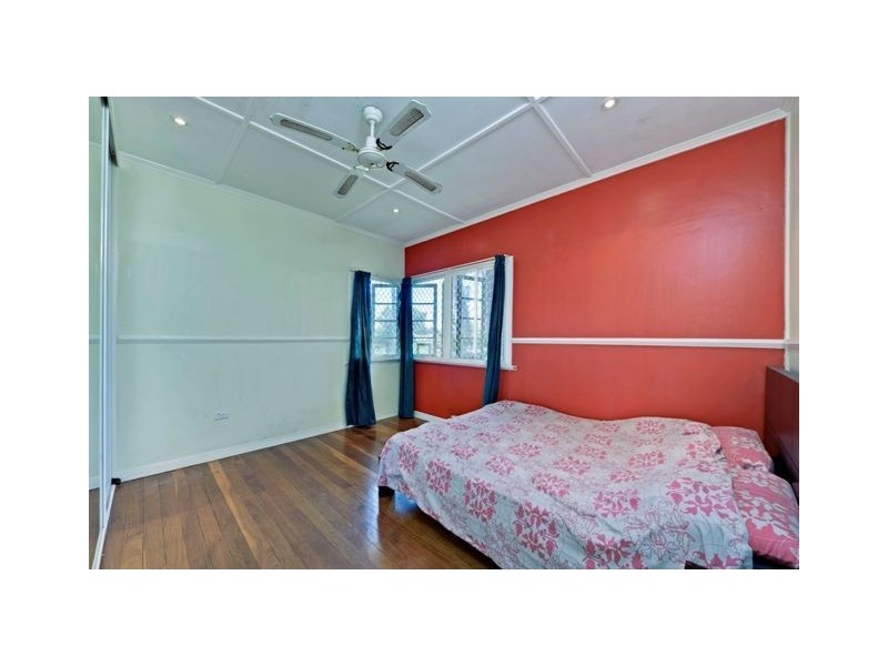 86 Newman Road, Wavell Heights QLD 4012