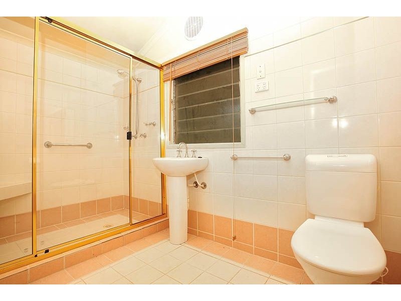 1398 Old Cleveland Road, Belmont QLD 4153