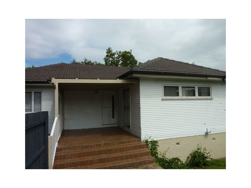 87 Holland Road, Holland Park QLD 4121