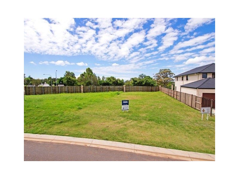 15 Nile Close, Wakerley QLD 4154