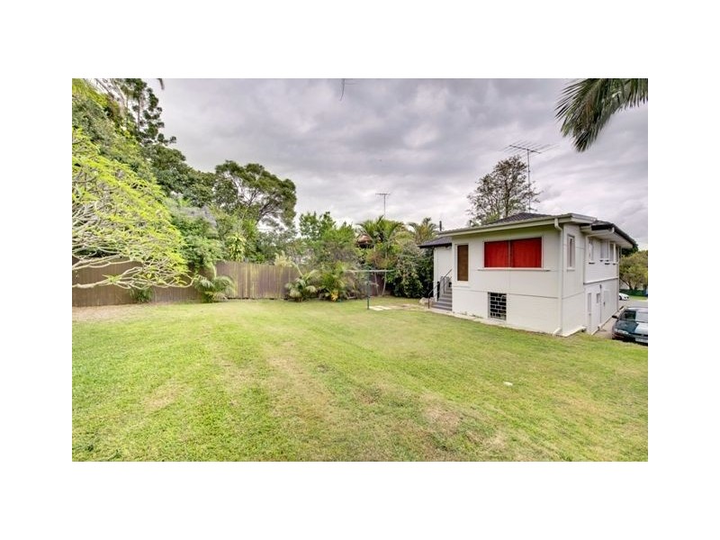 19 Phoebus Street, Upper Mount Gravatt QLD 4122