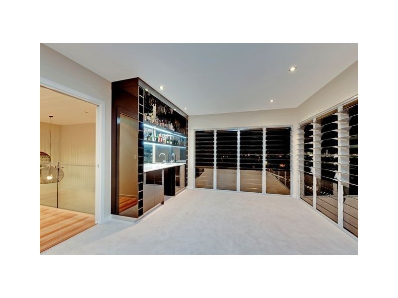 17 Prout Street, Camp Hill QLD 4152