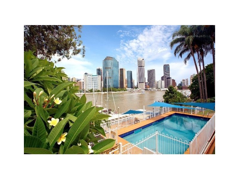 204/355 Main Street, Kangaroo Point QLD 4169