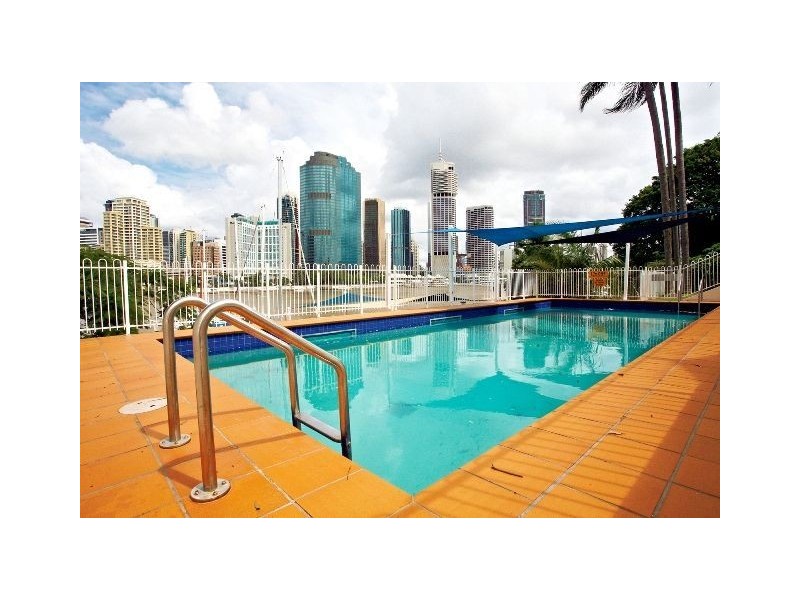 204/355 Main Street, Kangaroo Point QLD 4169